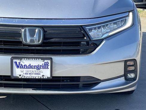 Used 2021 Honda Odyssey EX-L image 7