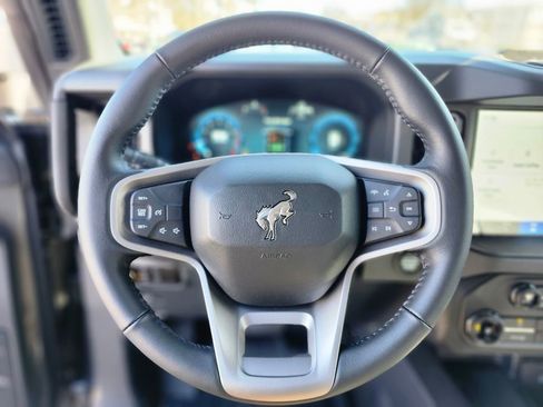 New 2025 Ford Bronco Badlands w/ Black Appearance Package AWD/4WD image 27