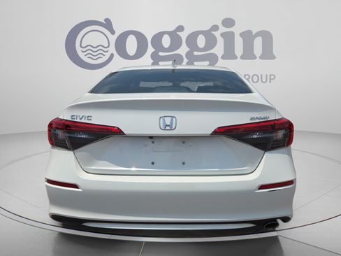 Certified 2024 Honda Civic Sport image 4