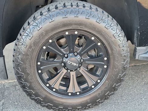 Used 2020 Chevrolet Tahoe LS w/ Enhanced Driver Alert Package image 21