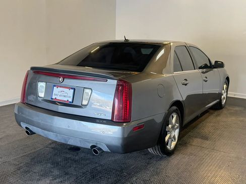 Used 2005 Cadillac STS V8 w/ Preferred Equipment Group RWD image 6