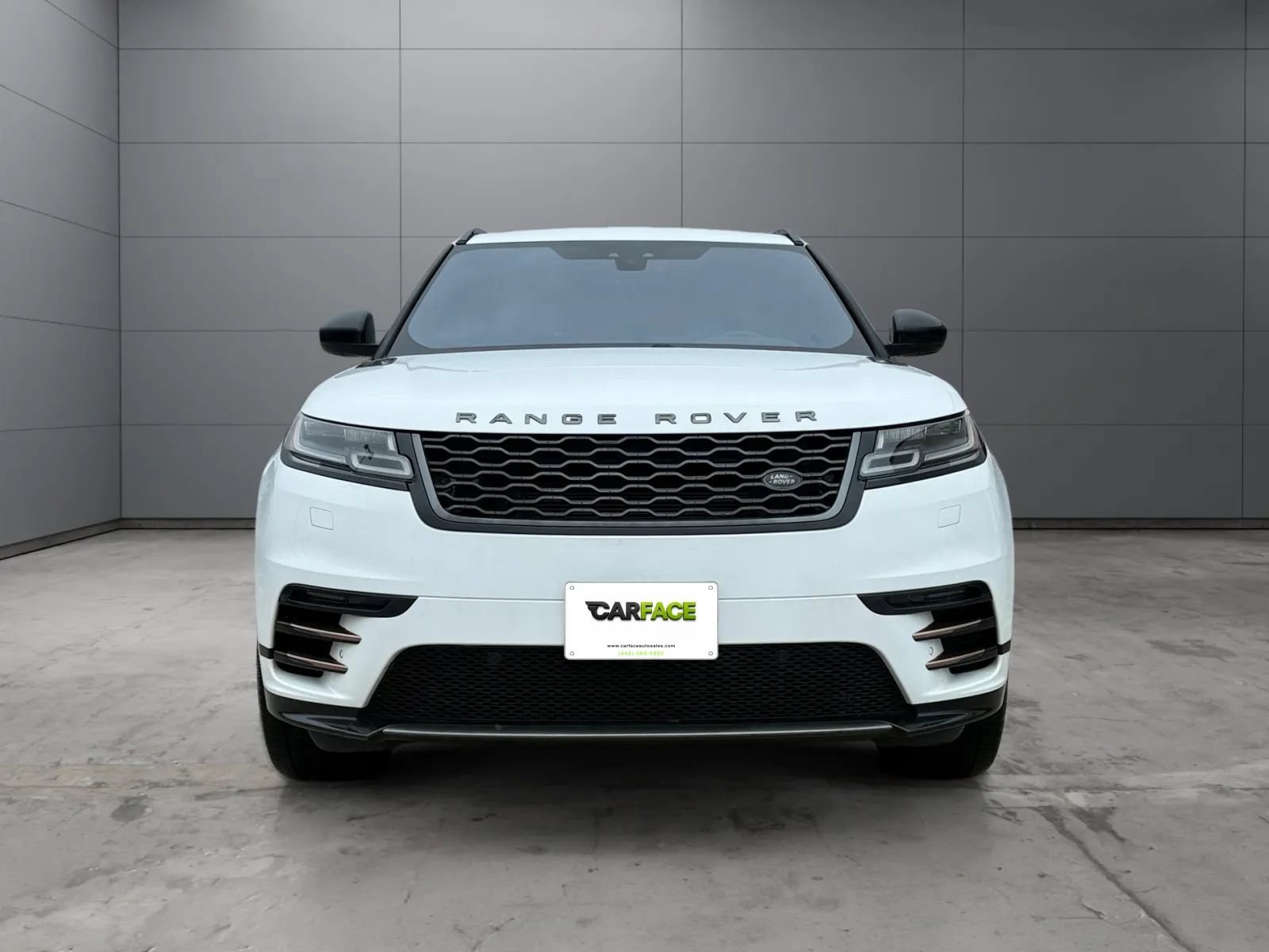 Used 2018 Land Rover Range Rover Velar R-Dynamic SE AWD/4WD image 2