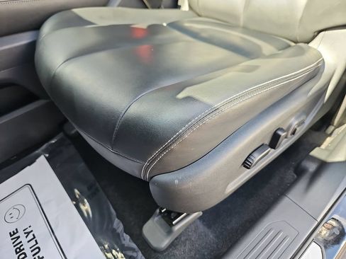 Used 2023 Nissan Murano SV w/ Cargo Package FWD image 27