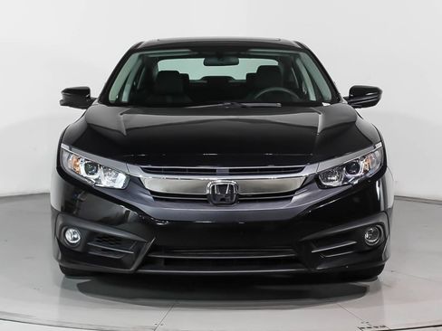 Used 2017 Honda Civic EX image 2