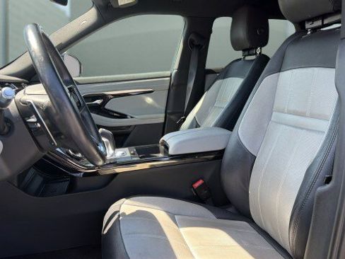 Used 2022 Land Rover Range Rover Evoque R-Dynamic S AWD/4WD image 18