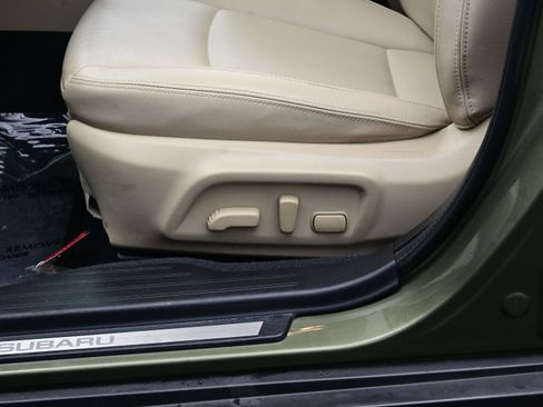 Used 2016 Subaru Outback 2.5i Limited image 11