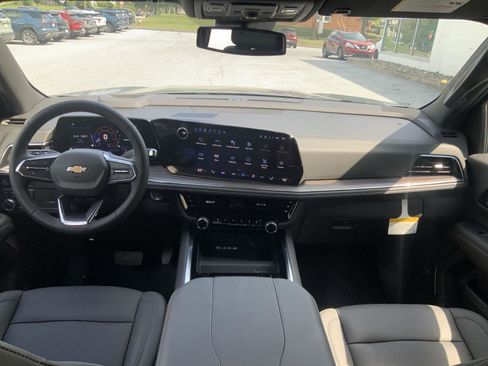 New 2025 Chevrolet Tahoe LT w/ Comfort Package image 18