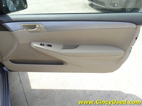 Used 2006 Toyota Solara SE FWD image 26