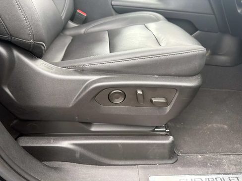 Used 2023 Chevrolet Tahoe LT w/ Luxury Package RWD image 12