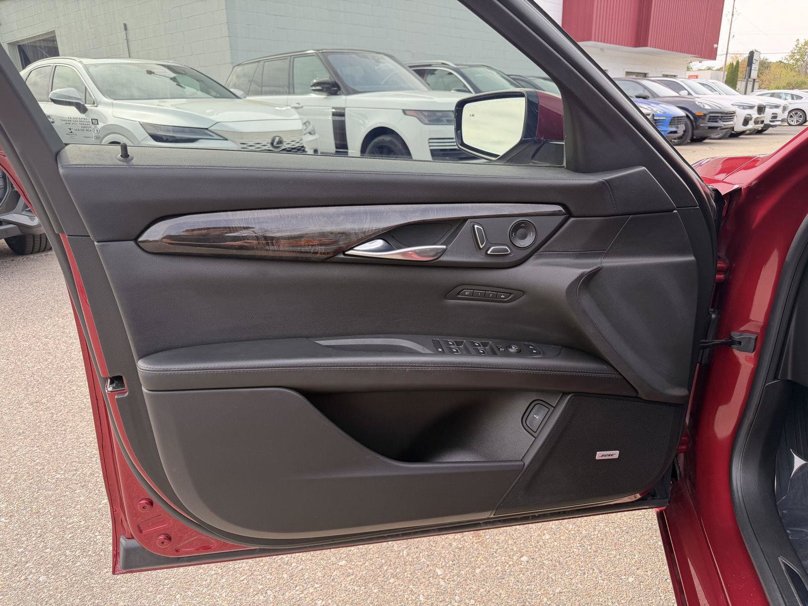 Used 2018 Cadillac CT6 Luxury AWD/4WD image 10