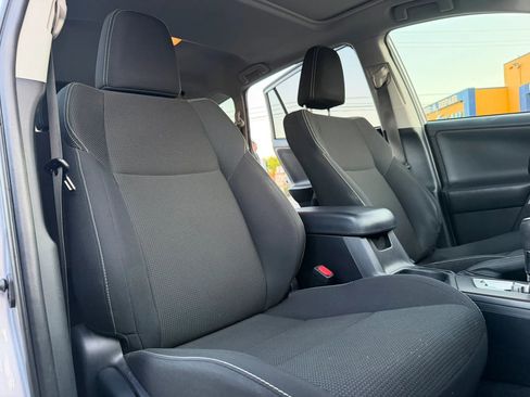 Used 2017 Toyota RAV4 XLE w/ All Weather Liner Package AWD/4WD image 18