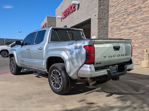 Used 2024 Toyota Tacoma TRD Sport w/ TRD Sport Upgrade Package AWD/4WD image 3