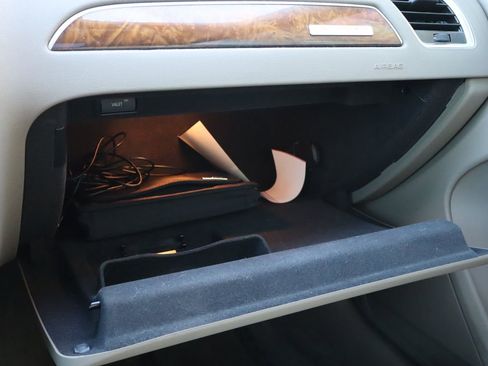 Used 2011 Audi A4 2.0T Premium image 37