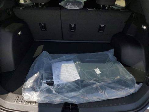 New 2026 Chevrolet Equinox LT image 11