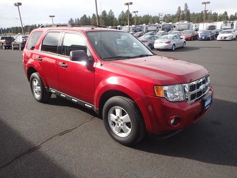 Used 2009 Ford Escape XLT AWD/4WD image 7
