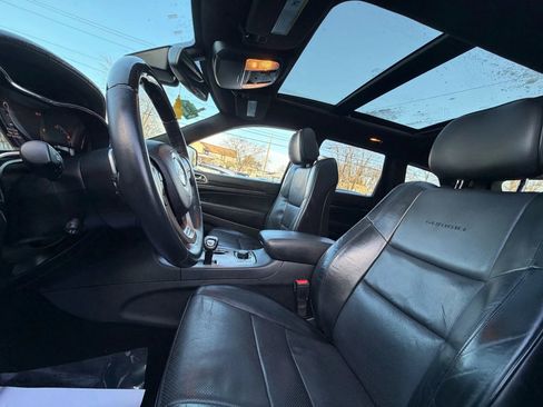 Used 2014 Jeep Grand Cherokee Summit image 9