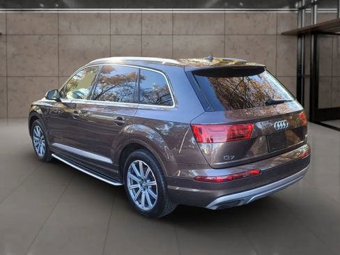 Used 2018 Audi Q7 3.0T Prestige w/ Prestige Package image 3