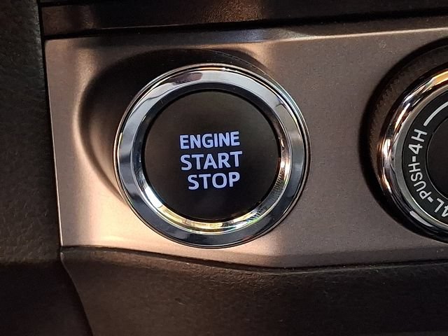 Used 2023 Toyota Tacoma SR5 w/ Technology Package AWD/4WD image 19