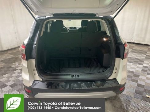 Used 2017 Ford Escape SE w/ SE Cold Weather Package image 23