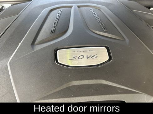 Used 2022 Porsche Cayenne w/ Premium Package Plus image 12