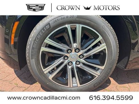 New 2026 Cadillac Lyriq Luxury AWD/4WD image 4