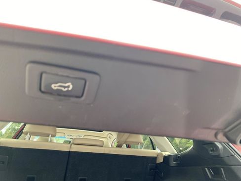Used 2016 Subaru Outback 2.5i Limited AWD/4WD image 19