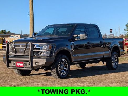 Used 2021 Ford F250 Lariat w/ Lariat Ultimate Package image 4