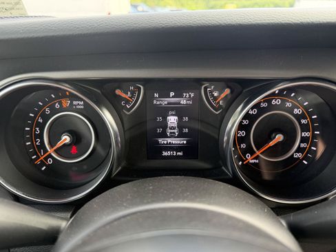 Used 2022 Jeep Wrangler Unlimited Sport AWD/4WD image 10