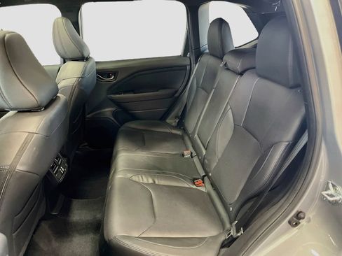 Used 2025 Subaru Forester Limited AWD/4WD image 26