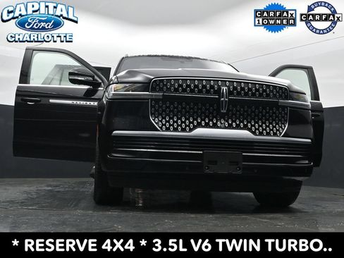 Used 2025 Lincoln Navigator Reserve AWD/4WD image 39