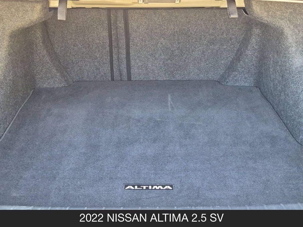 Used 2022 Nissan Altima 2.5 SV FWD image 23