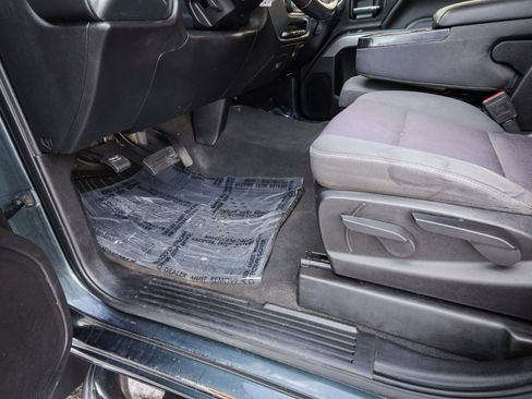 Used 2019 Chevrolet Silverado 1500 LT image 14