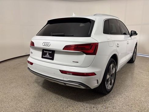 Used 2023 Audi Q5 2.0T Premium w/ Convenience Package image 8