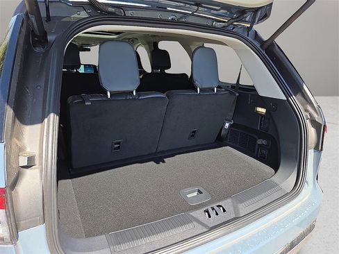 New 2025 Lincoln Aviator Reserve w/ Equipment Group 201A image 8