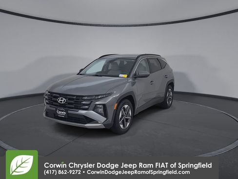 Used 2025 Hyundai Tucson SEL FWD image 6