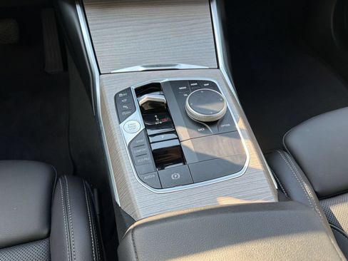 Certified 2026 BMW 330i Sedan RWD image 17