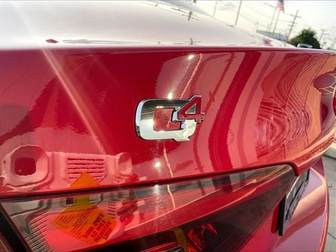 Used 2017 Alfa Romeo Giulia AWD image 23
