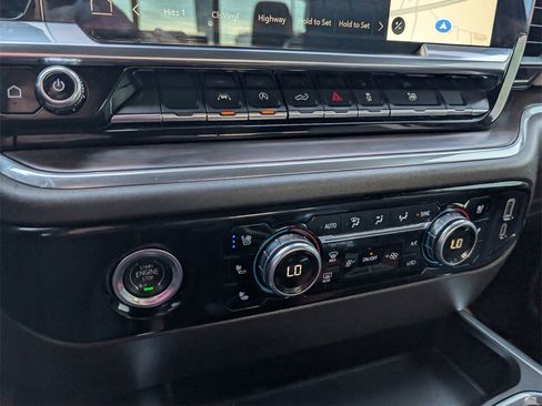 Used 2023 GMC Sierra 1500 SLT w/ SLT Premium Package image 15