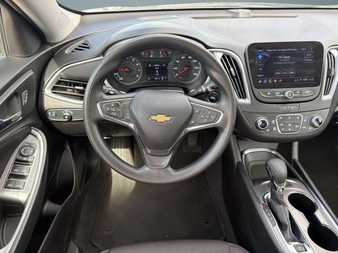 Used 2024 Chevrolet Malibu LT FWD image 27