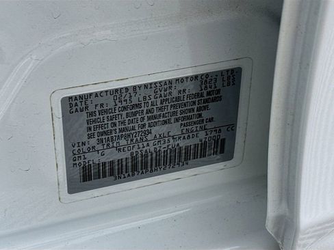 Used 2017 Nissan Sentra SV FWD image 27