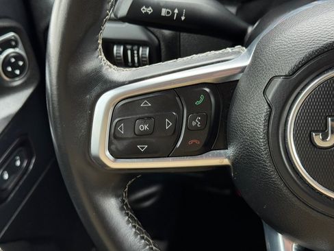 Used 2018 Jeep Wrangler Unlimited Sahara AWD/4WD image 51