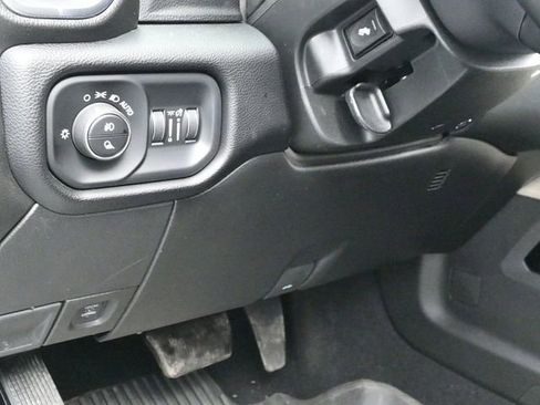 Used 2024 RAM 2500 Laramie AWD/4WD image 20
