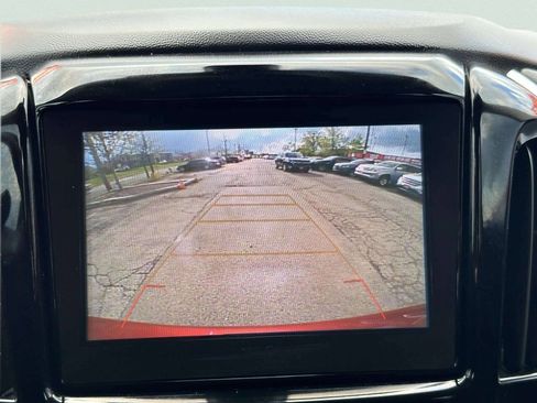 Used 2019 Chevrolet Traverse LT AWD/4WD image 32