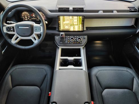 Used 2025 Land Rover Defender 110 S AWD/4WD image 22