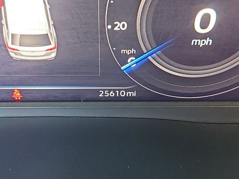 Certified 2022 Volkswagen Atlas SE image 5