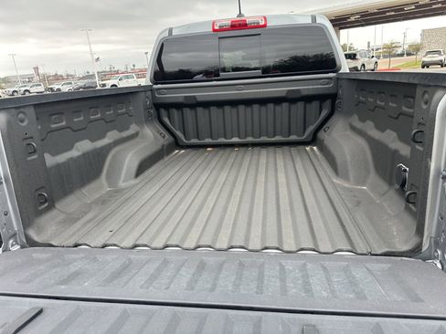 Used 2025 GMC Canyon Elevation w/ Convenience Package image 5