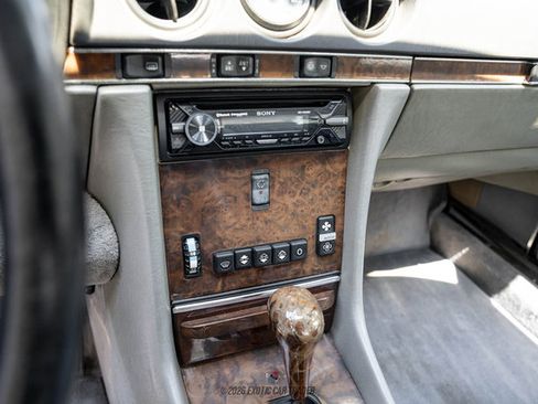 Used 1988 Mercedes-Benz 560 SL image 36