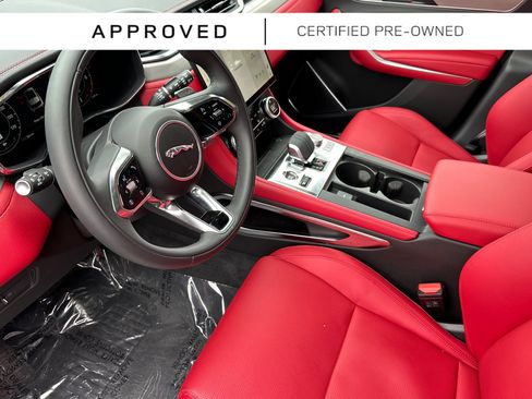 Used 2025 Jaguar F-PACE R-Dynamic S AWD/4WD image 4