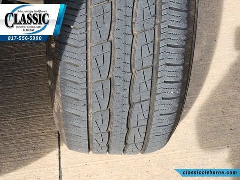 Used 2024 Toyota Tacoma TRD Sport image 13