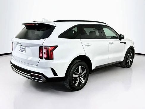 Used 2023 Kia Sorento S w/ Panoramic Sunroof Package FWD image 25